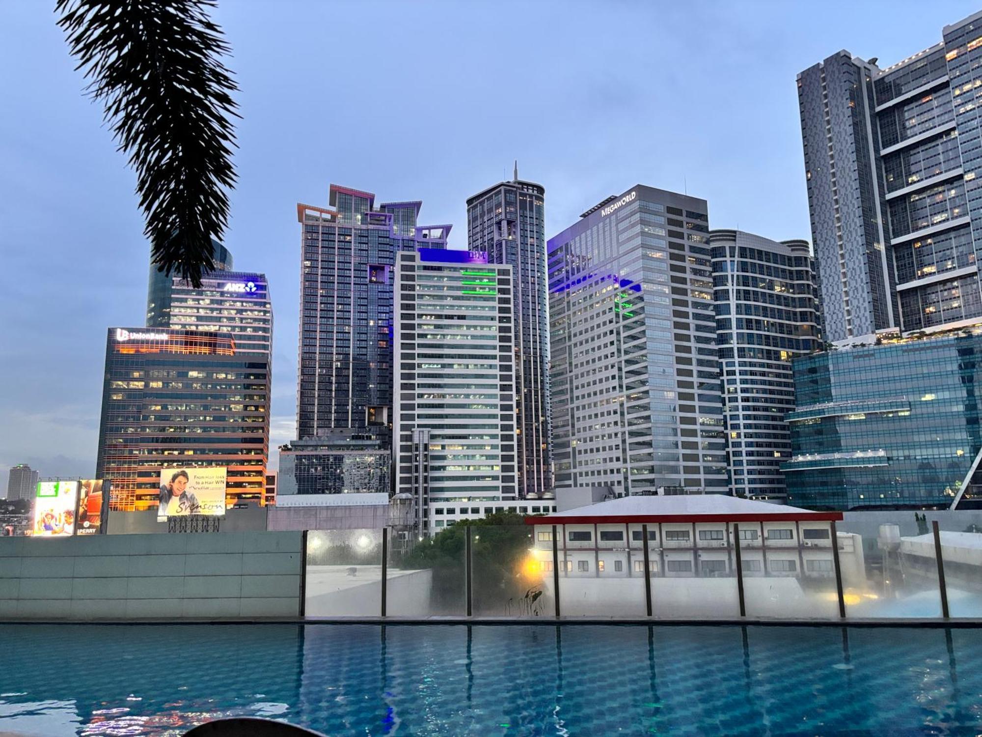 La Amore Place Pasig City Exterior photo