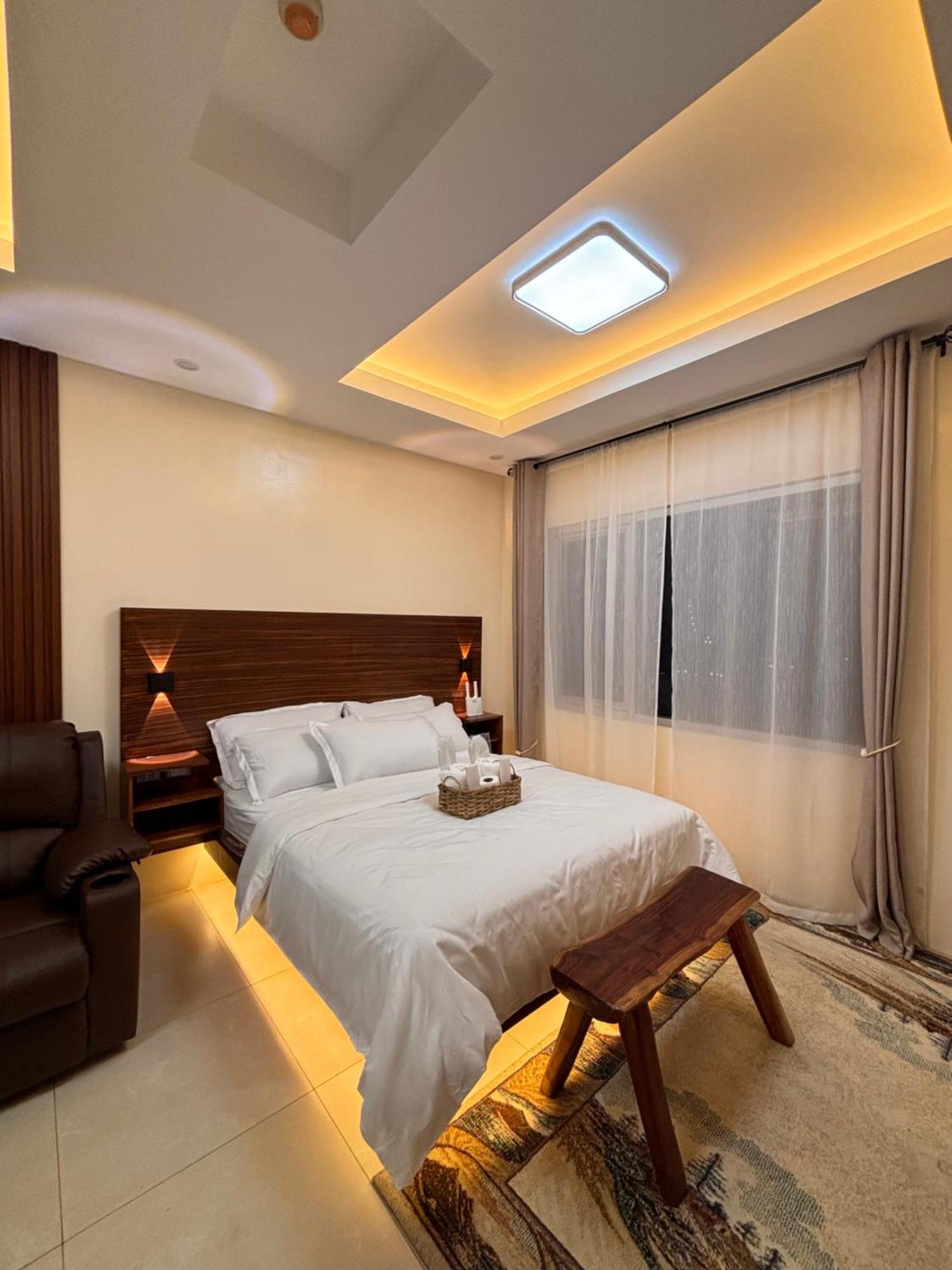 La Amore Place Pasig City Exterior photo